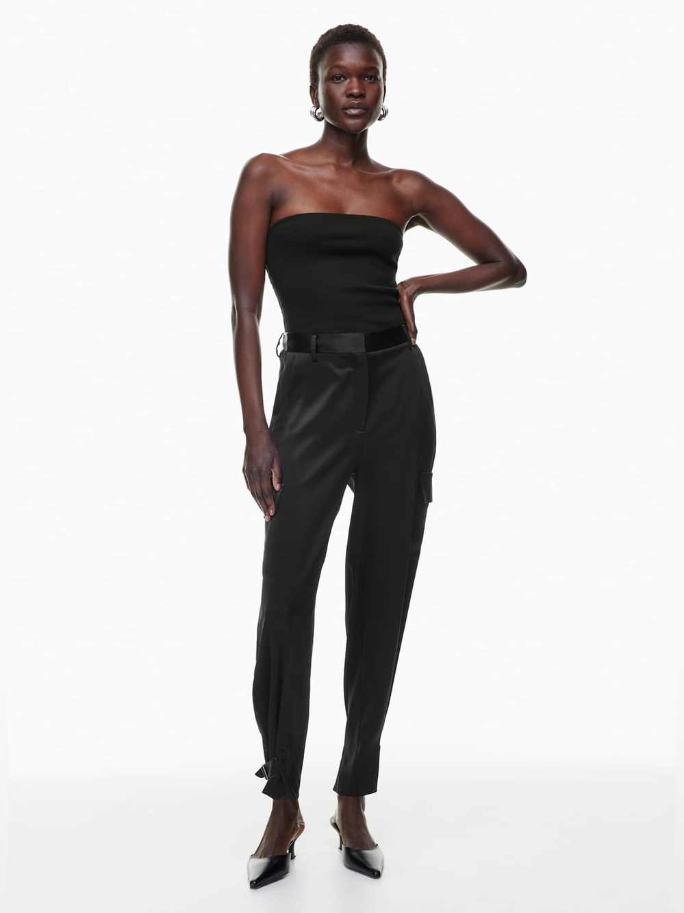 Aritzia Babaton Refined Satin Cargo Pants Black Size 10 Utility Tapered Fall